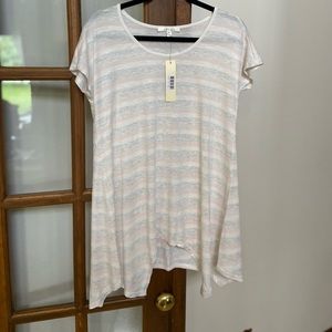Asymmetrical short sleeve blouse